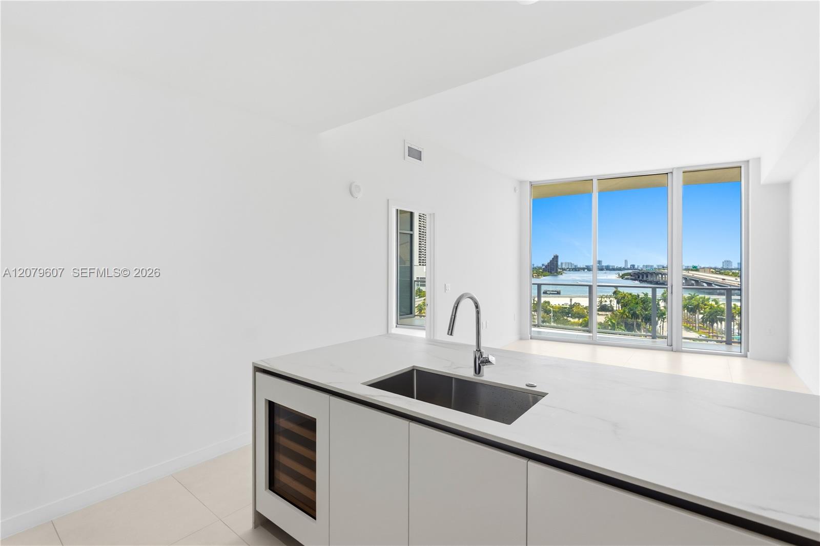 1400 Biscayne Blvd # 804 — Photo 2