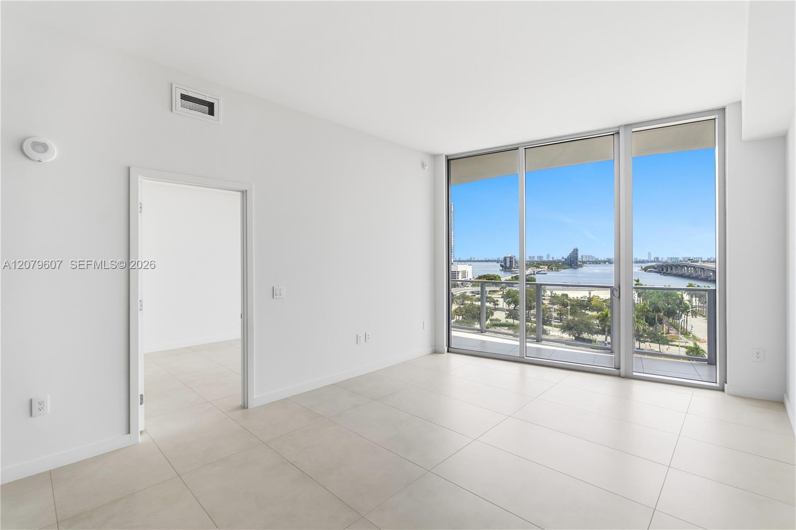 1400 Biscayne Blvd # 804 — Photo 4