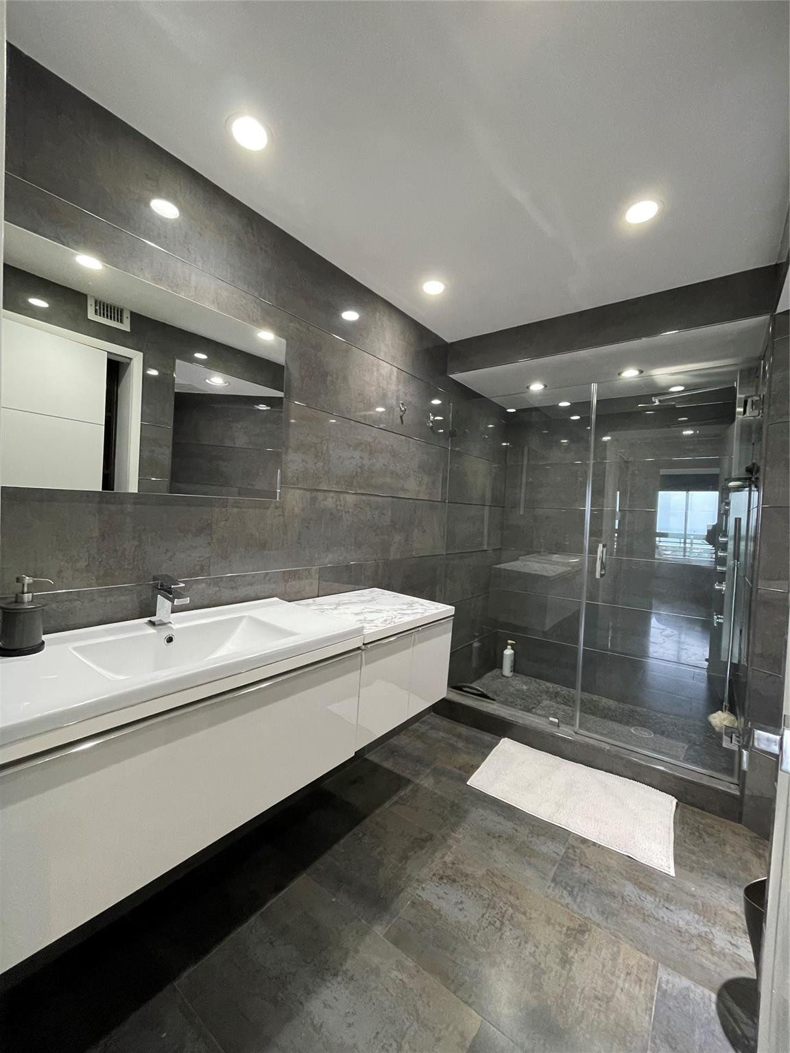 19101 NE 36th Place # 1709 View 14