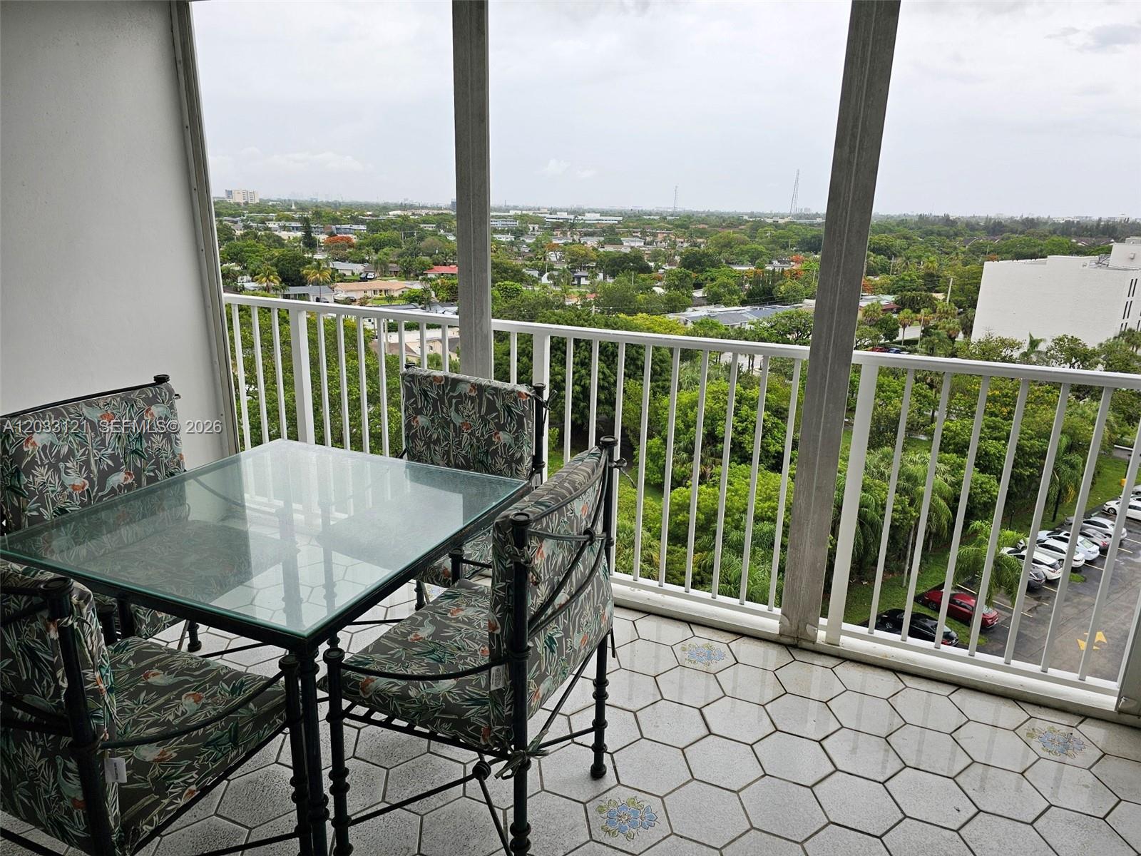 3850 Washington St # 1011, Hollywood FL 33021