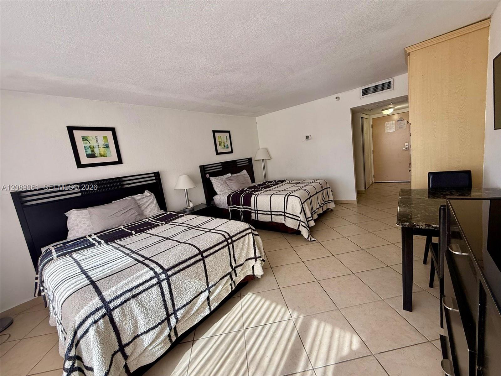 19201 Collins Ave # 241, Sunny Isles Beach FL 33160