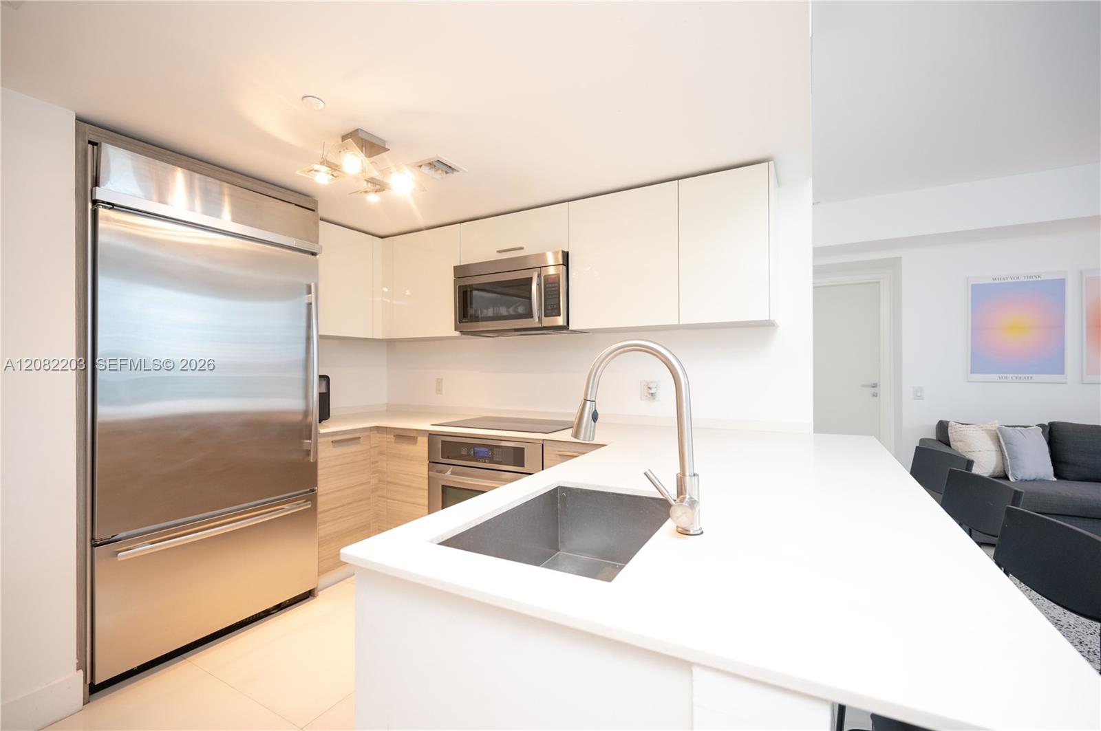 1300 Brickell Bay Dr # 1601 — Photo 2