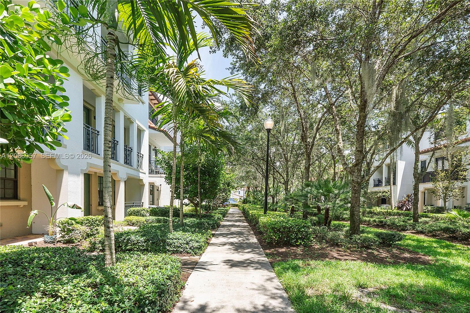 11343 SW 14th St — Photo 3