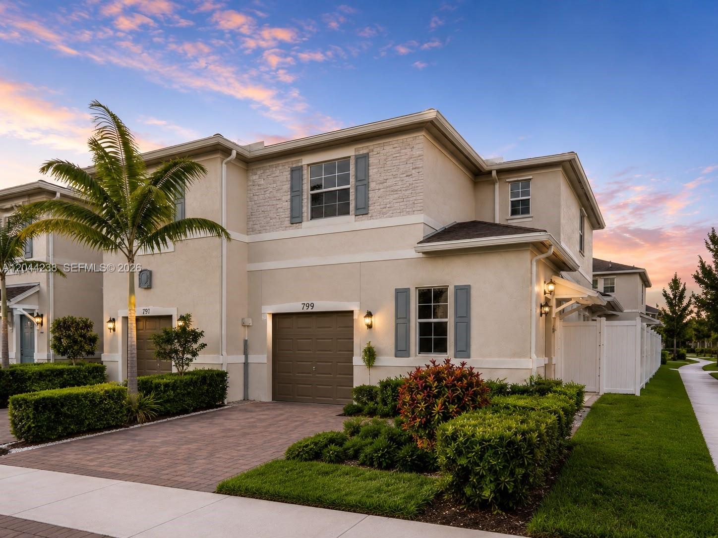 799 SE 19th St, Homestead FL 33034