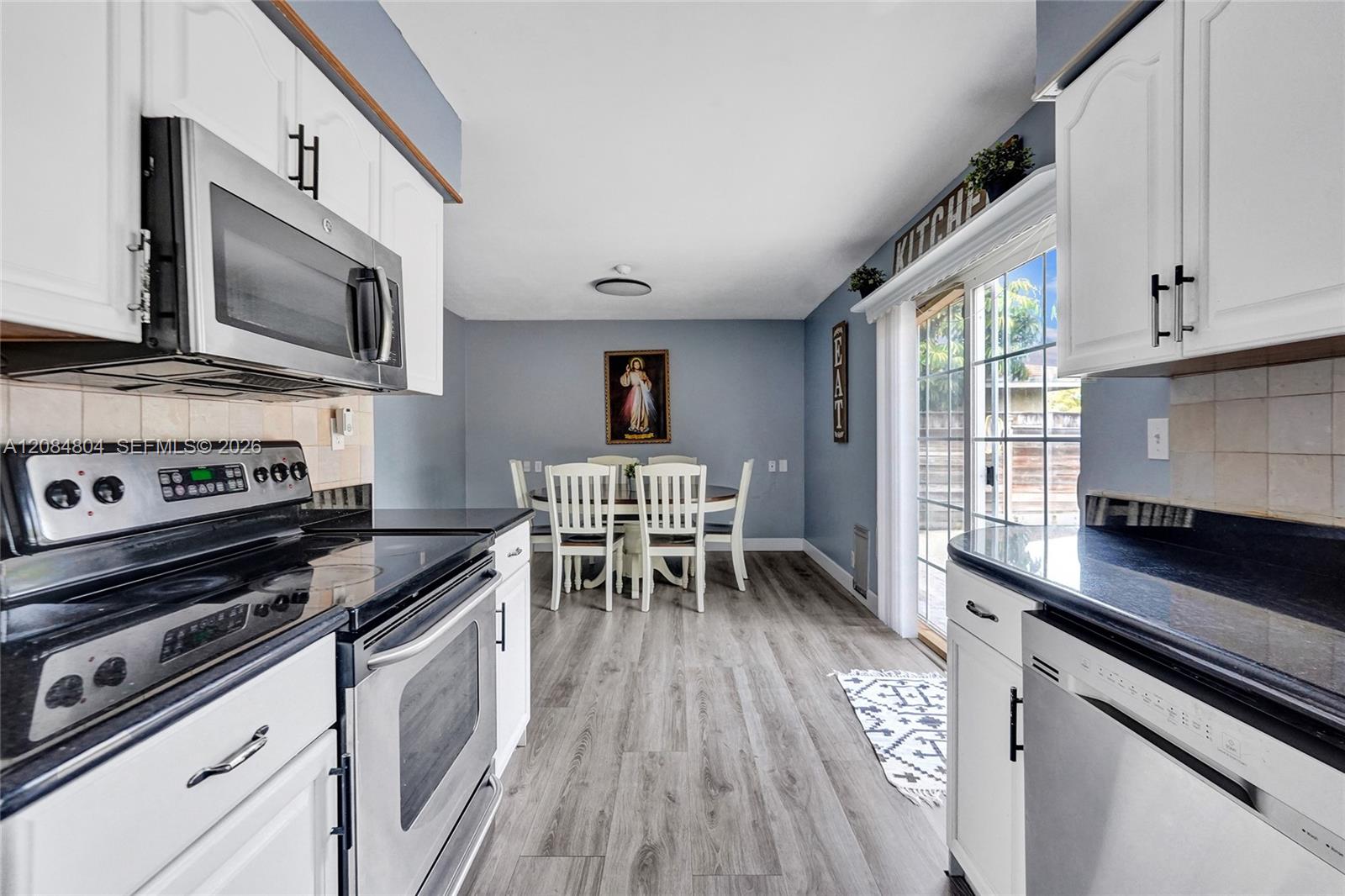 3753 NW 73rd Way — Photo 4