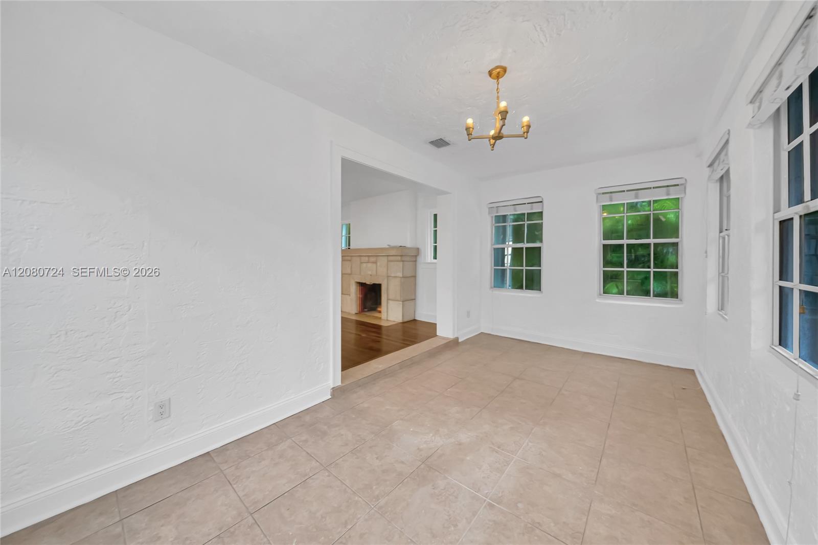 1114 Milan Ave — Photo 3