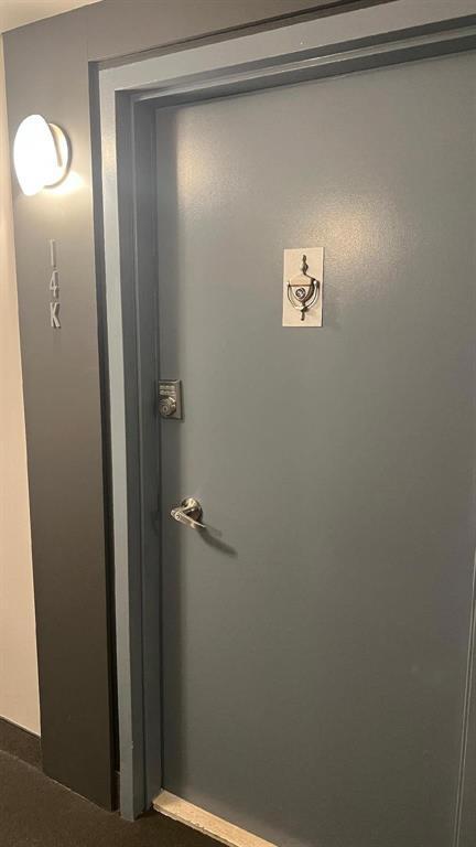 a 14k entry unit door