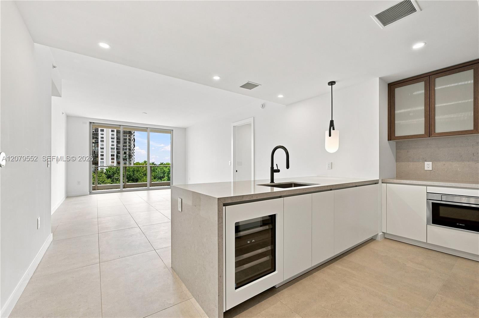 2200 Brickell Ave # 413 — Photo 2