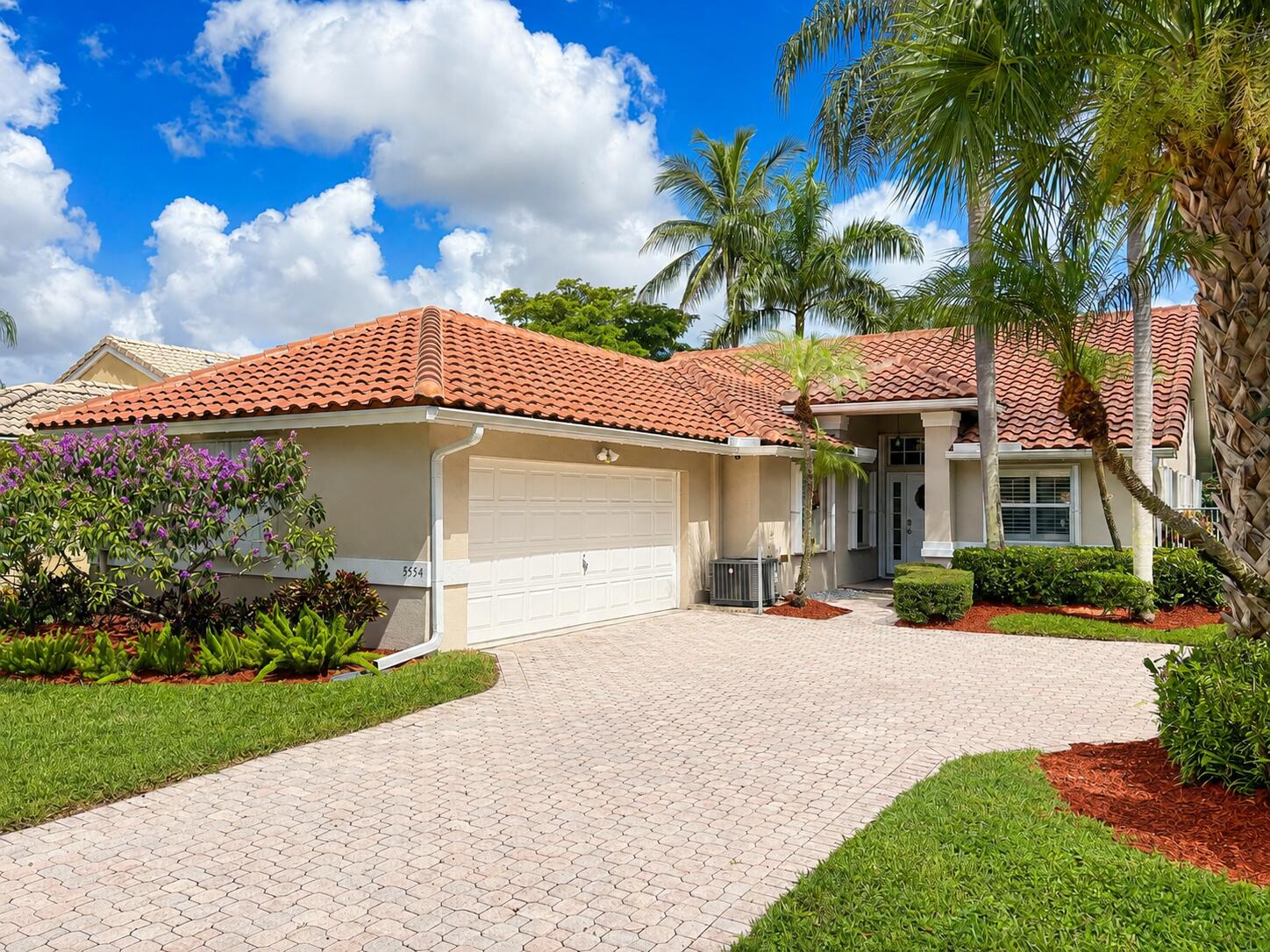 5554 GRANDE PALM Circle — Photo 4