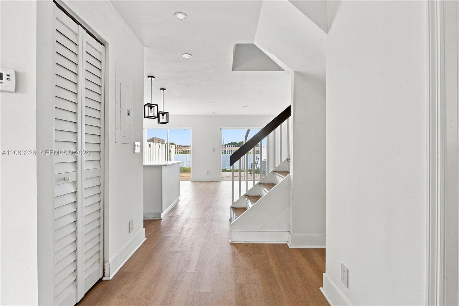 17561 SW 140th Ct — Photo 5