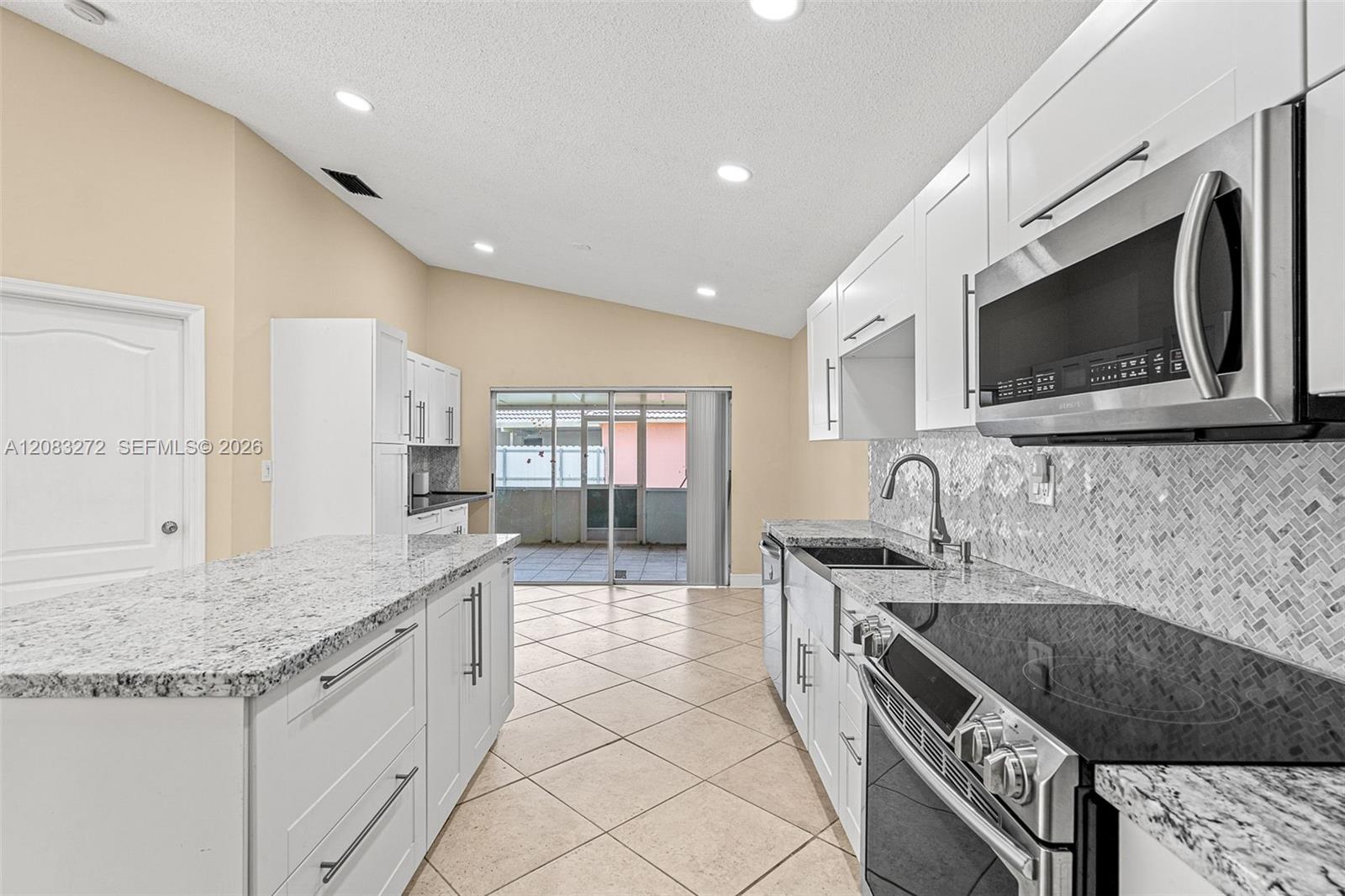 14364 SW 176th Ter — Photo 5