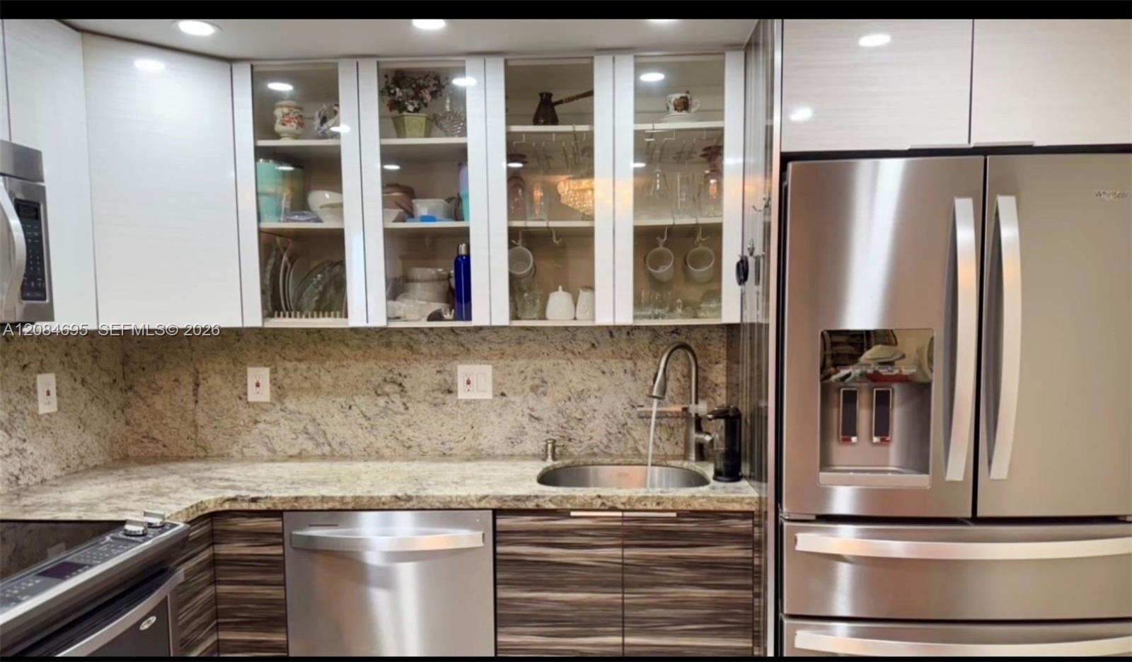 210 174th St # 2415 — Photo 2