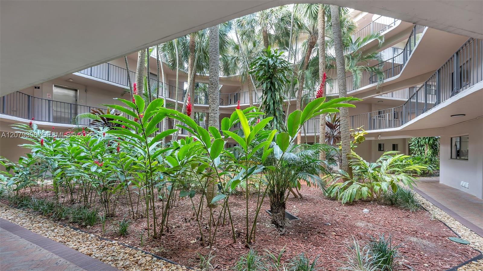 8500 SW 133rd Ave Rd # 302 — Photo 4