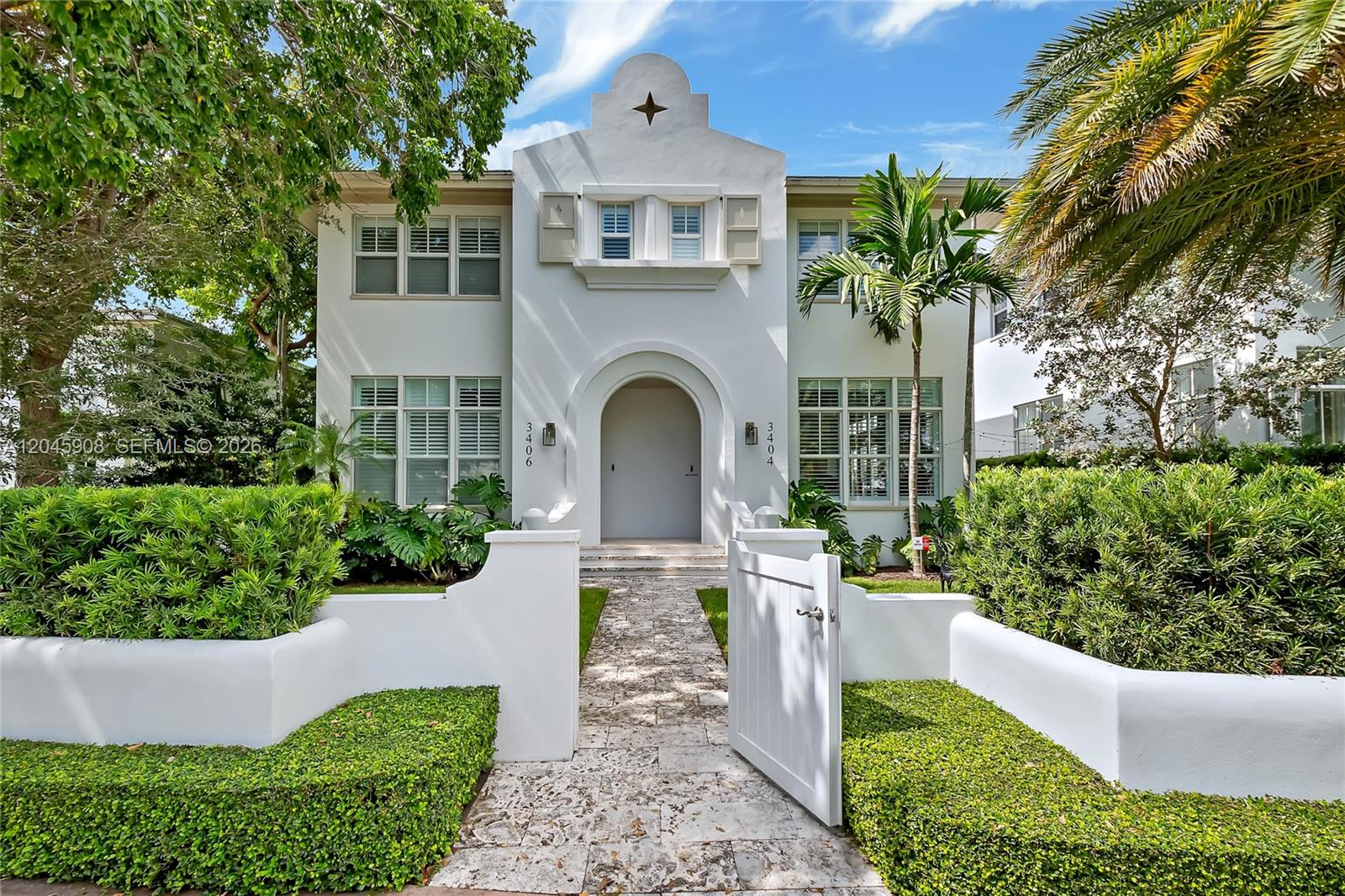 3406 Ponce De Leon Blvd, Coral Gables FL 33134