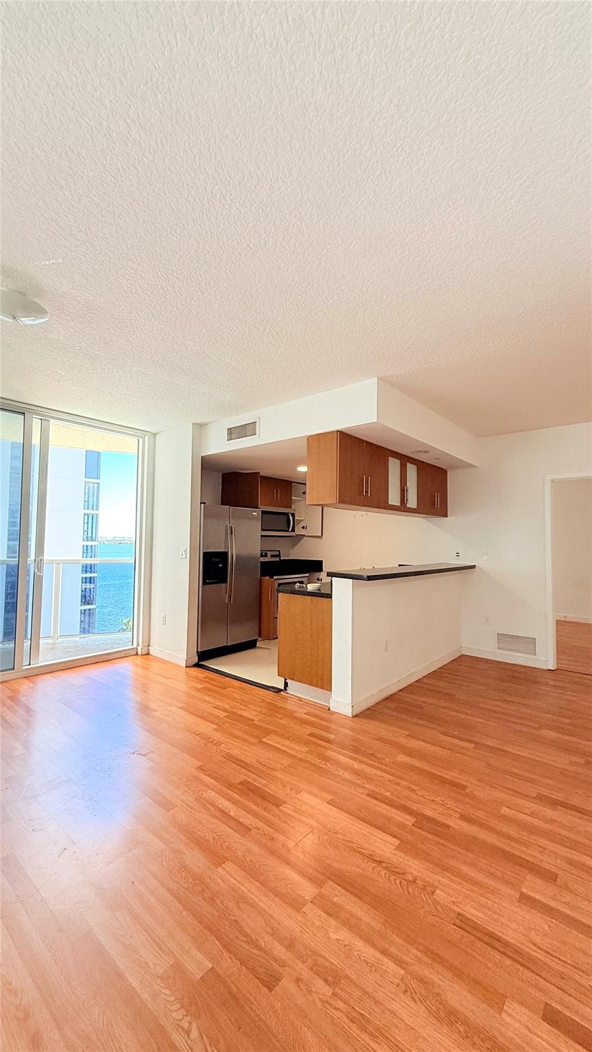 601 NE 23rd Street # 902, Miami FL 33137