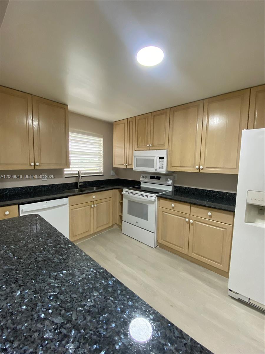 605 S State Road 7 # 3F, Margate FL 33068