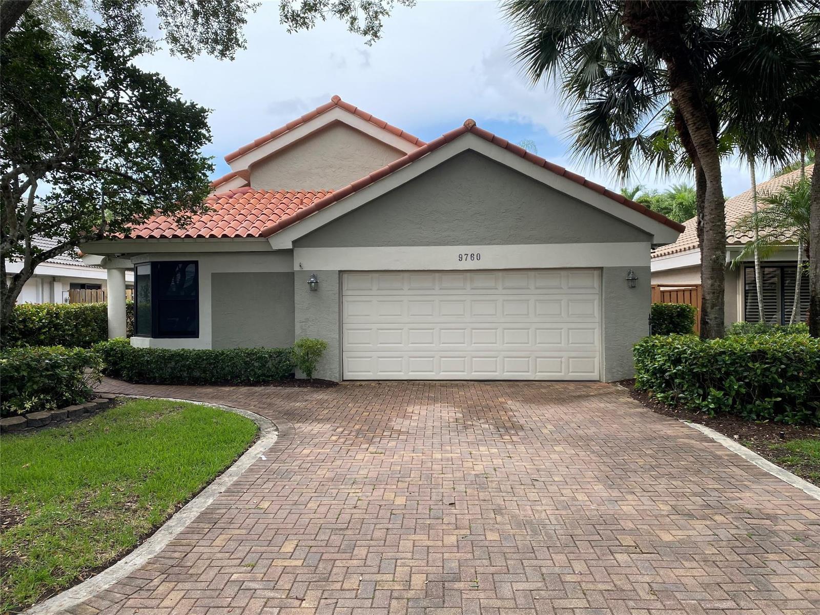 9760 NW 18th Drive, Plantation FL 33322