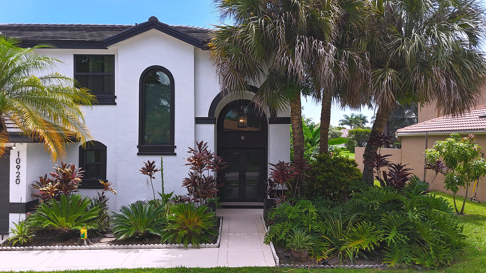 10920 Haydn Drive — Photo 2