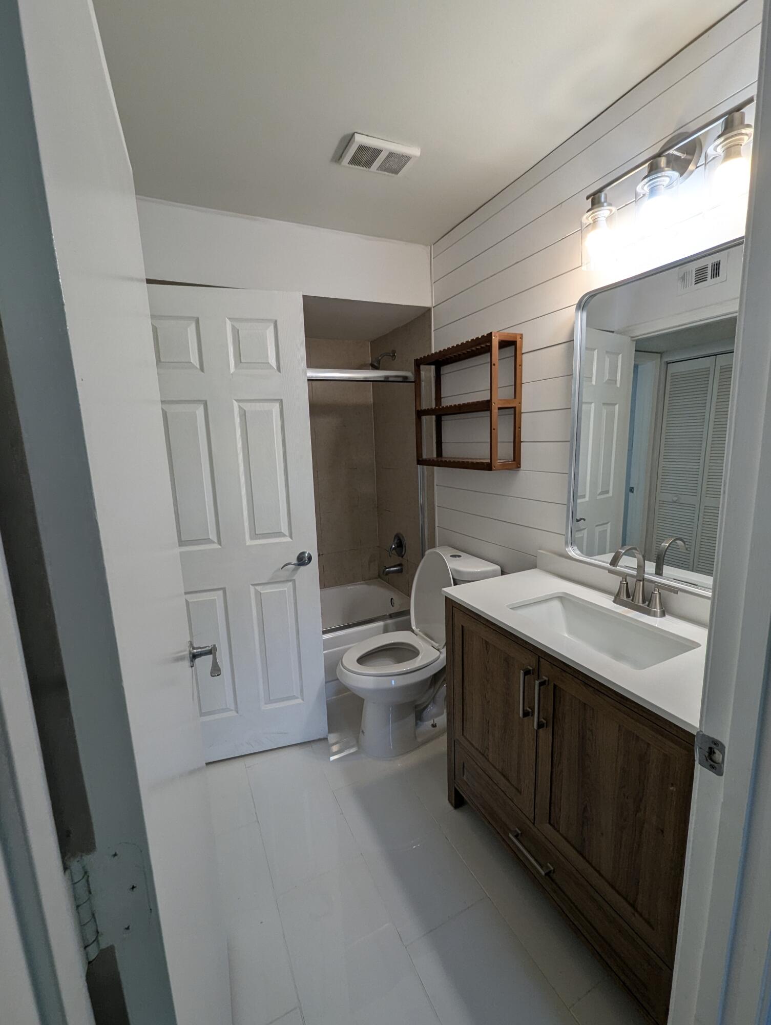 1215 CRYSTAL Way # G, Delray Beach FL 33444
