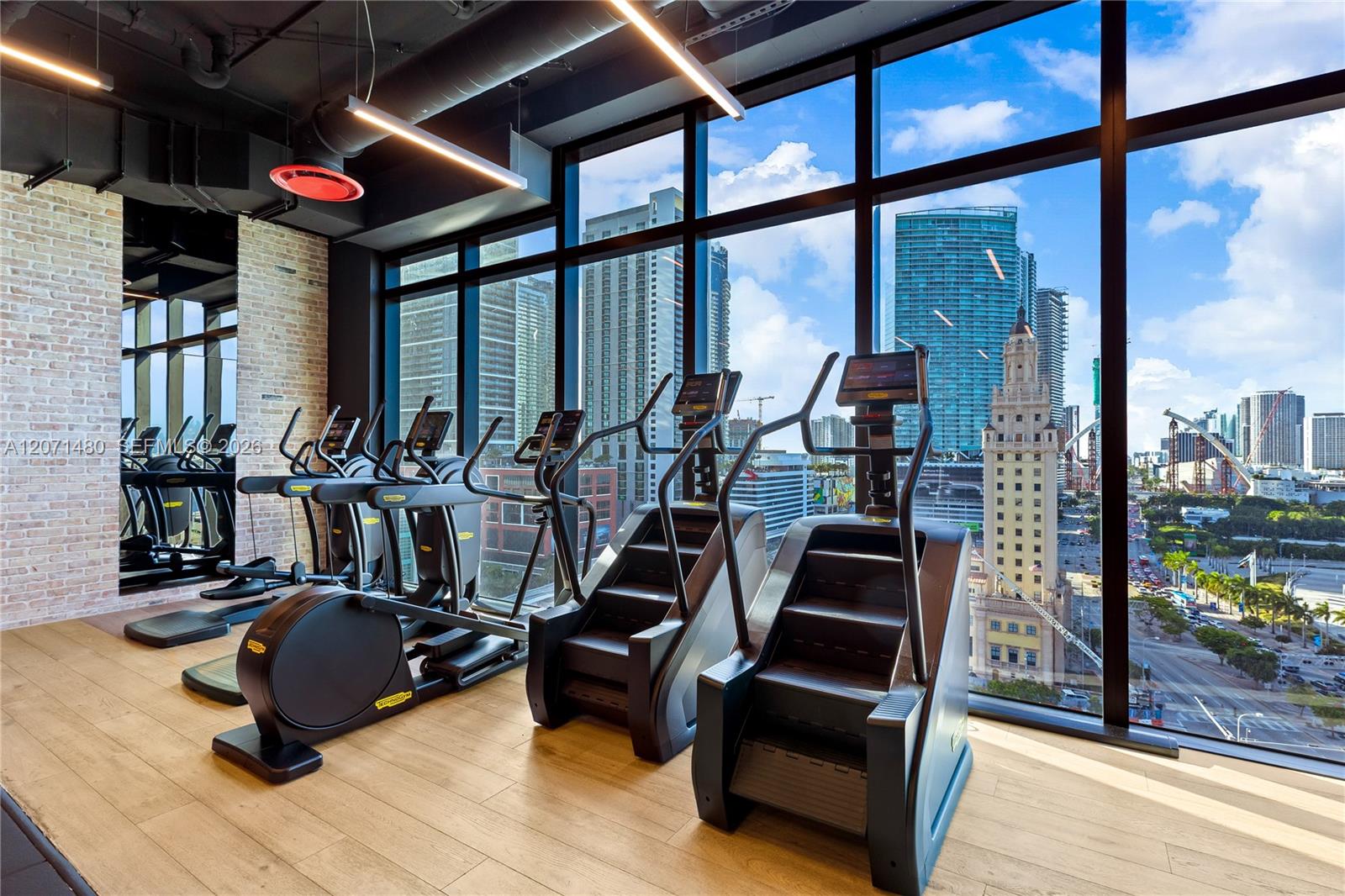 398 NE 5th St # 2118 View 9