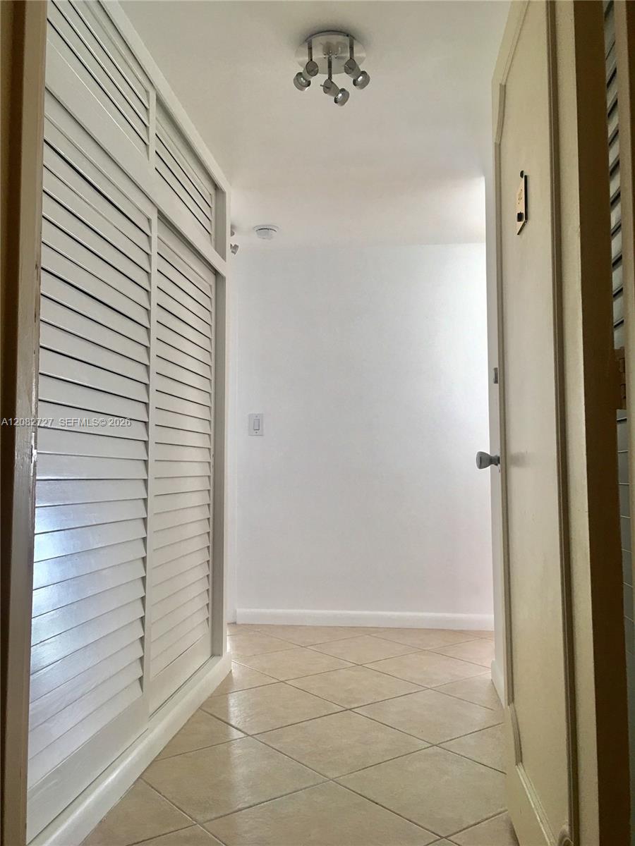 1408 Brickell Bay Dr # 912 — Photo 4