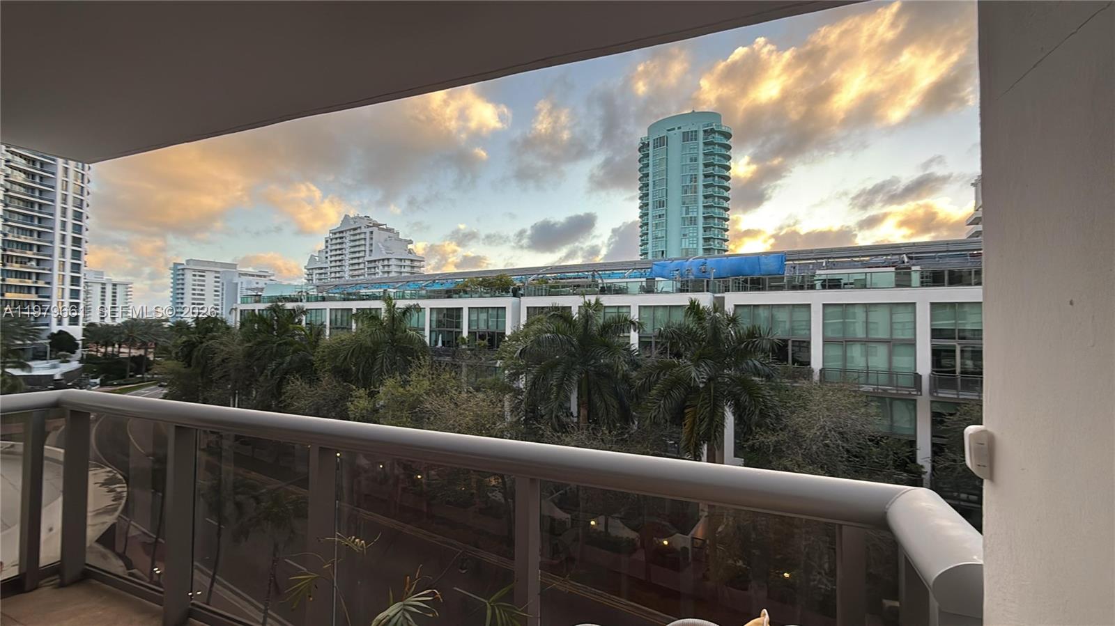 6039 Collins Ave # 635, Miami Beach FL 33140
