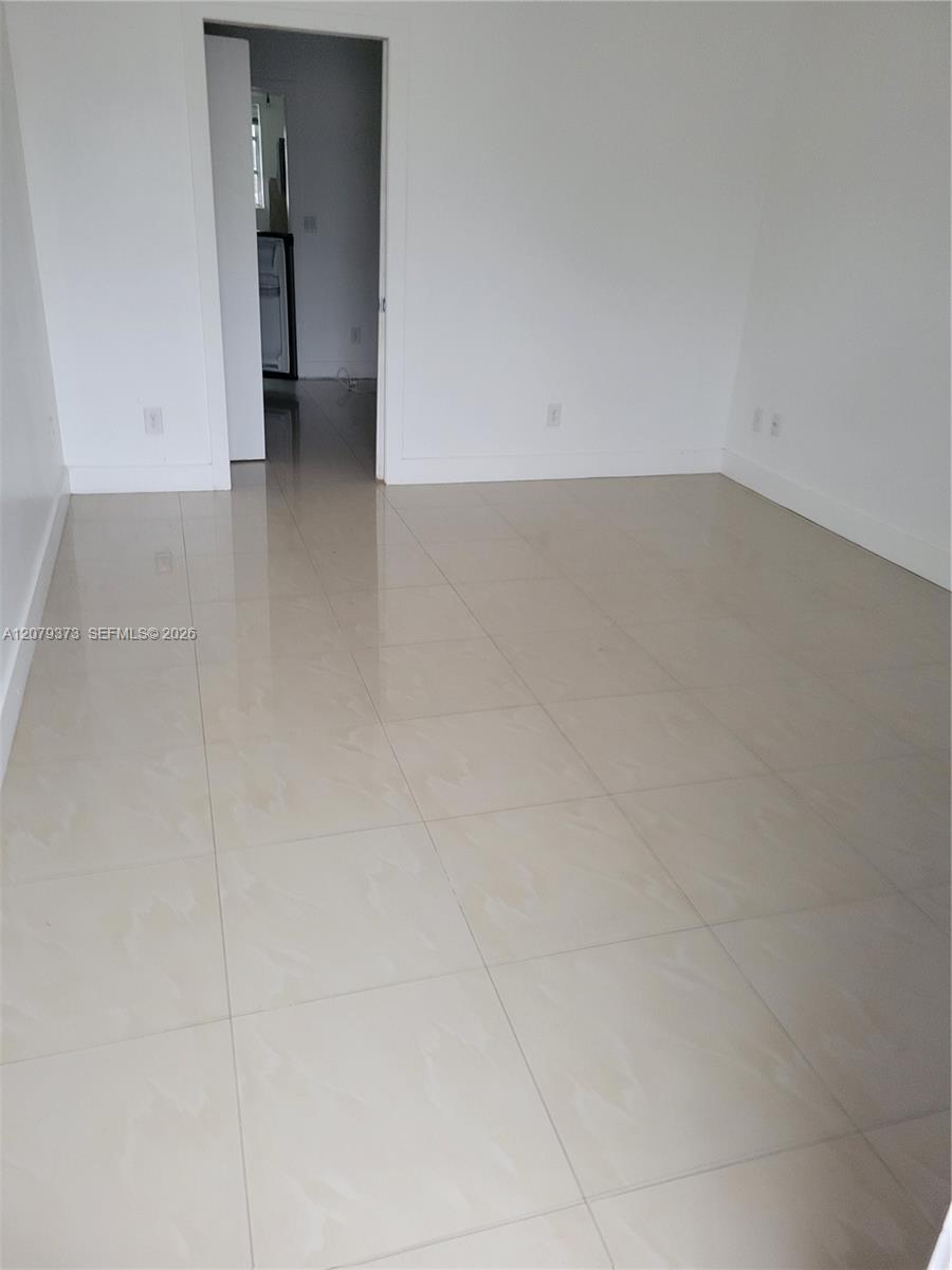 7725 Carlyle Ave # 9 — Photo 2