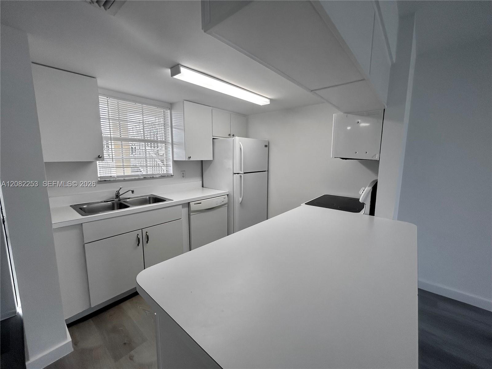 6324 La Costa Dr # B — Photo 4