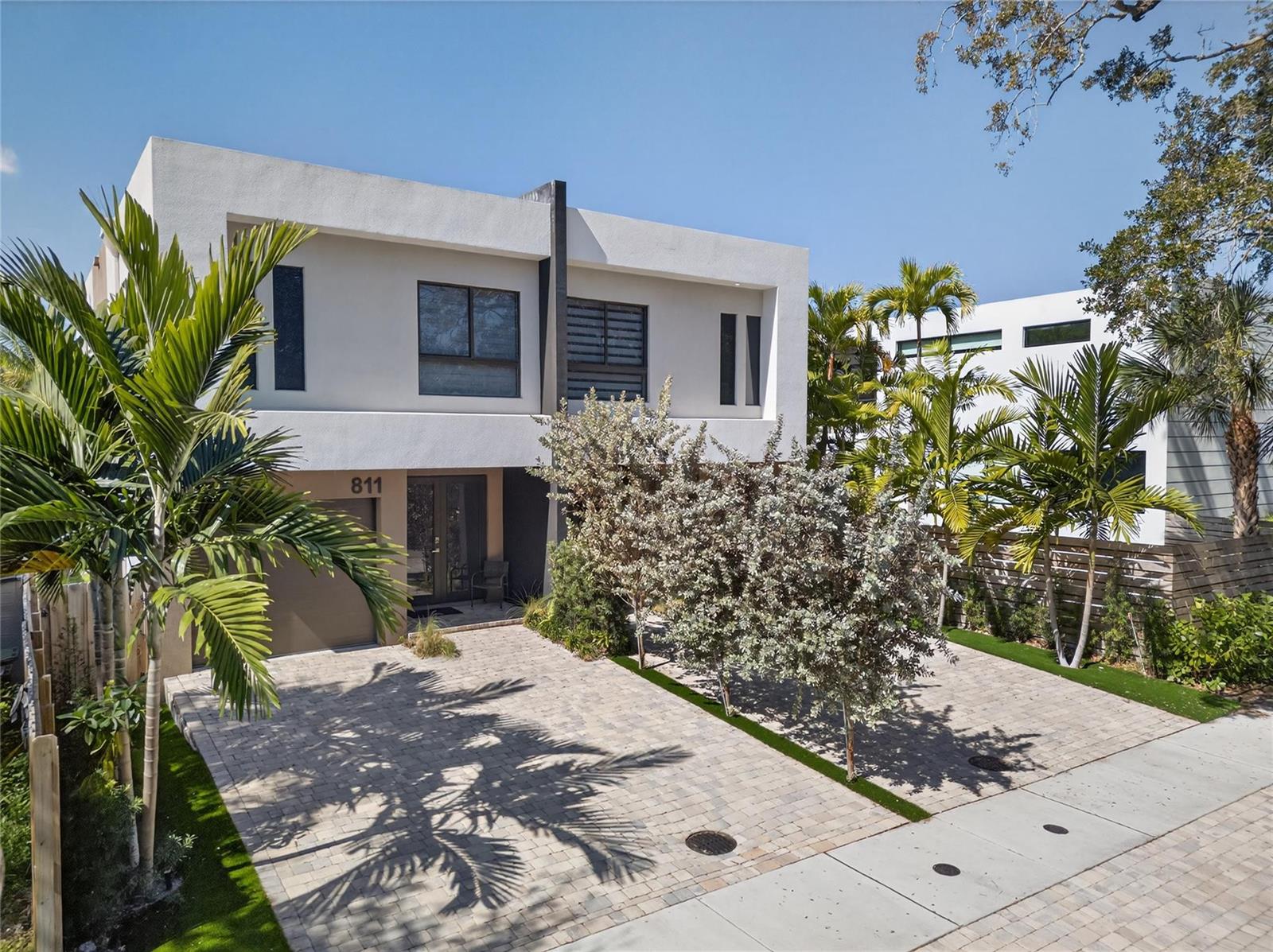 811 SW 10th Terrace, Fort Lauderdale FL 33315