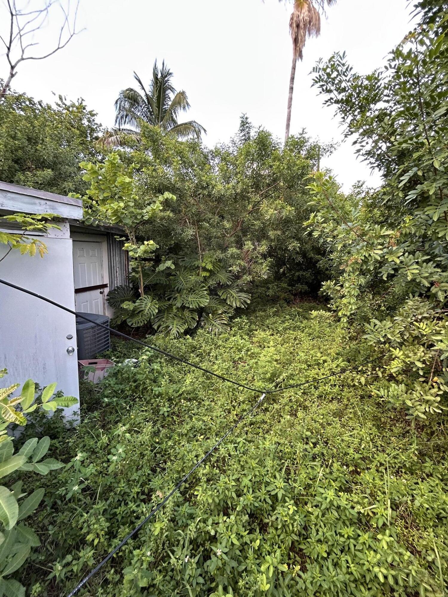 36 THOMAS Road — Photo 3