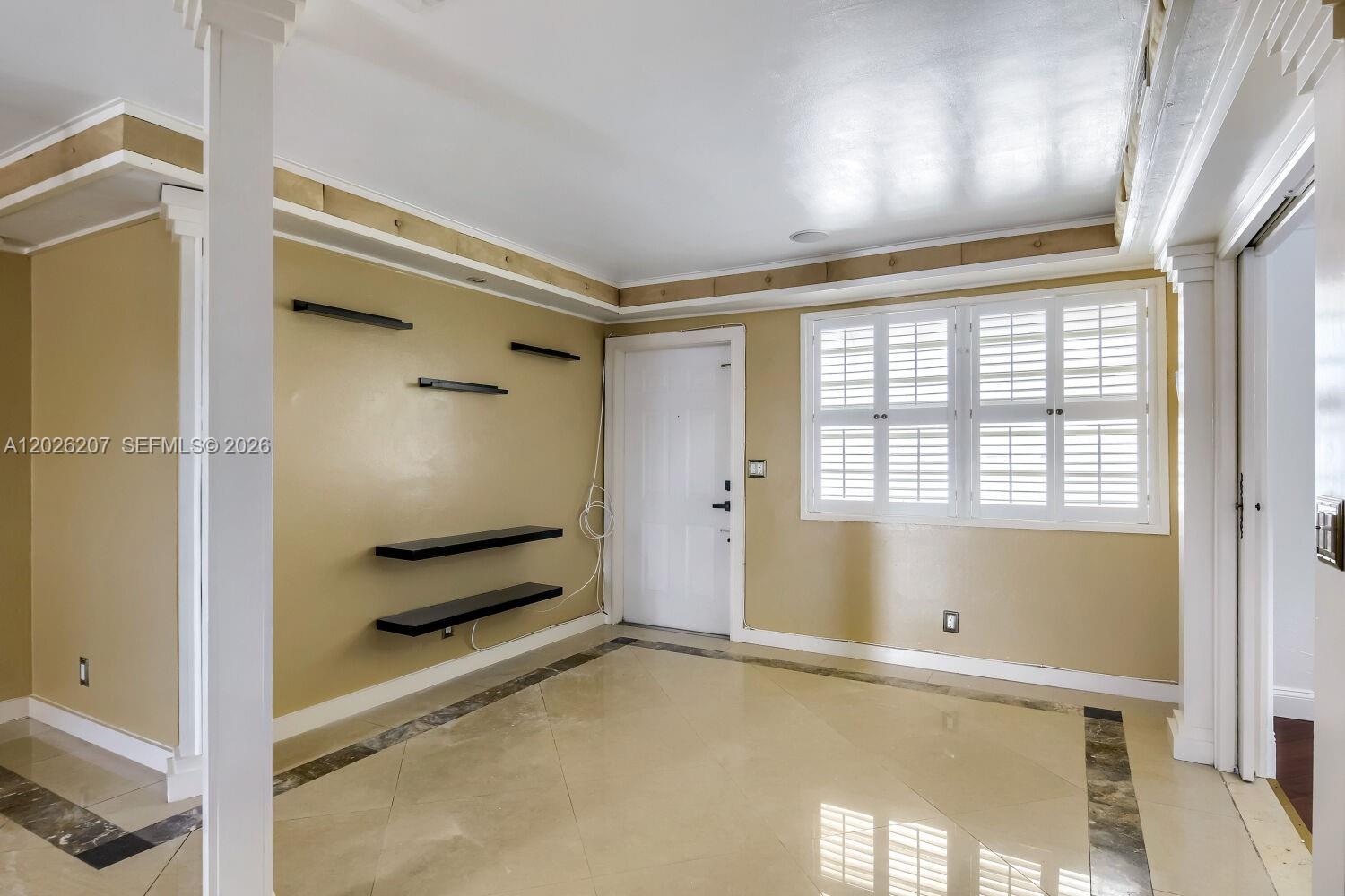 850 E Commercial Blvd # 220C — Photo 2