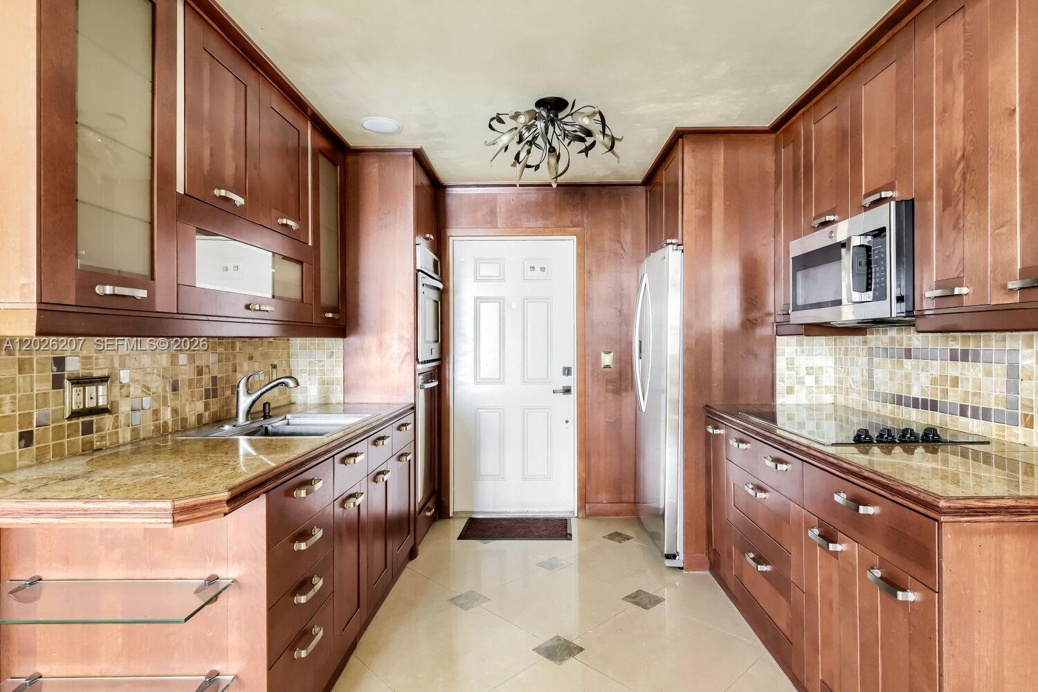 850 E Commercial Blvd # 220C — Photo 4