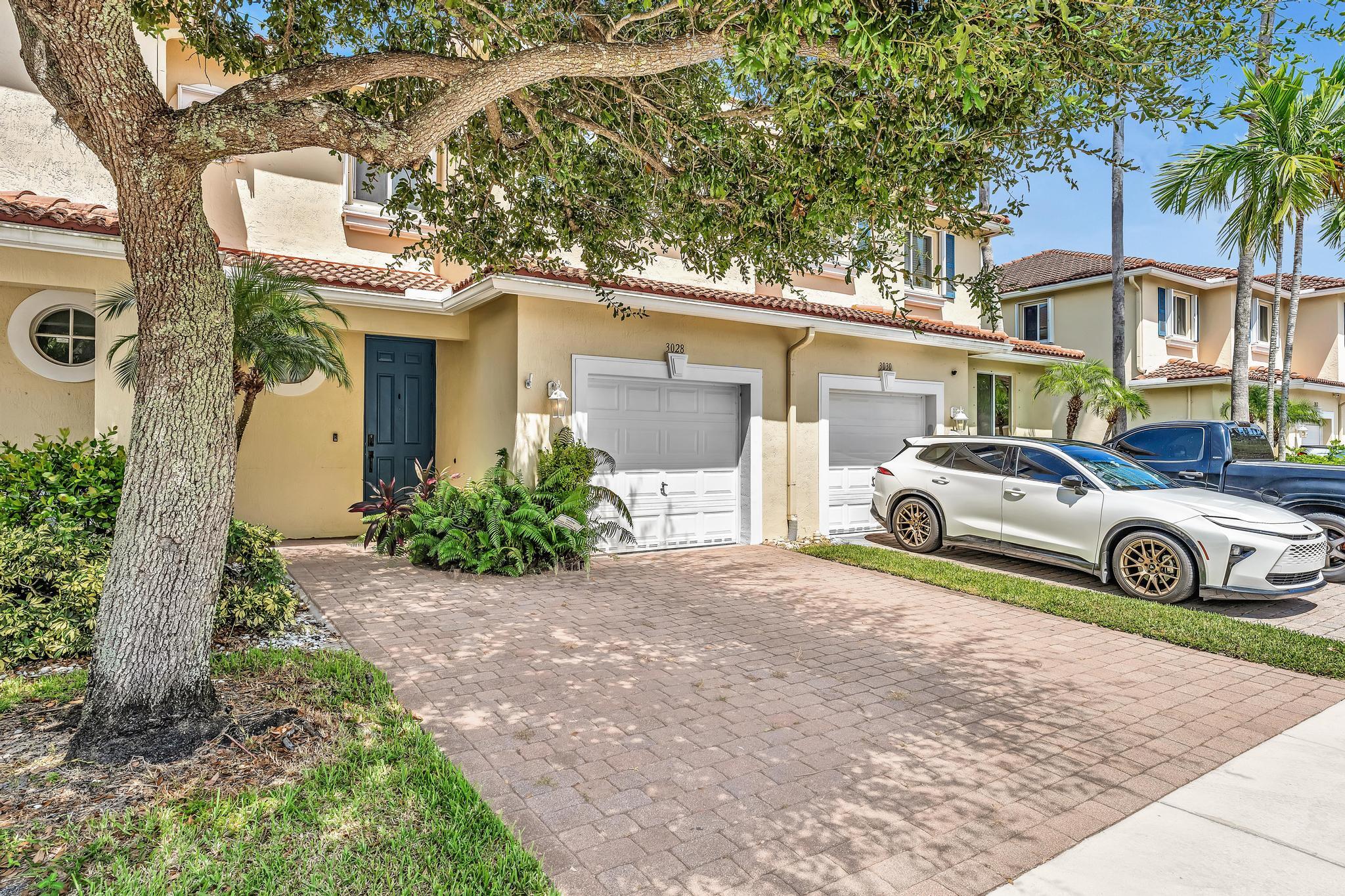 3028 N EVERGREEN Circle — Photo 4