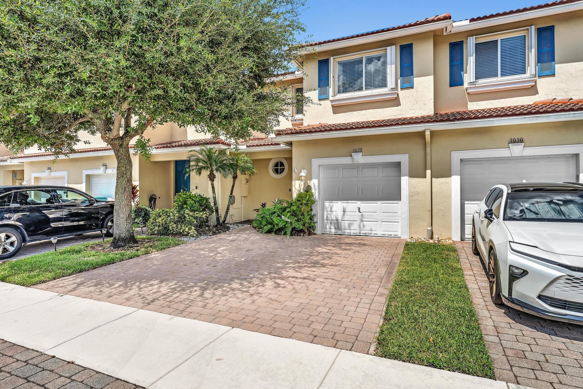 3028 N EVERGREEN Circle — Photo 3