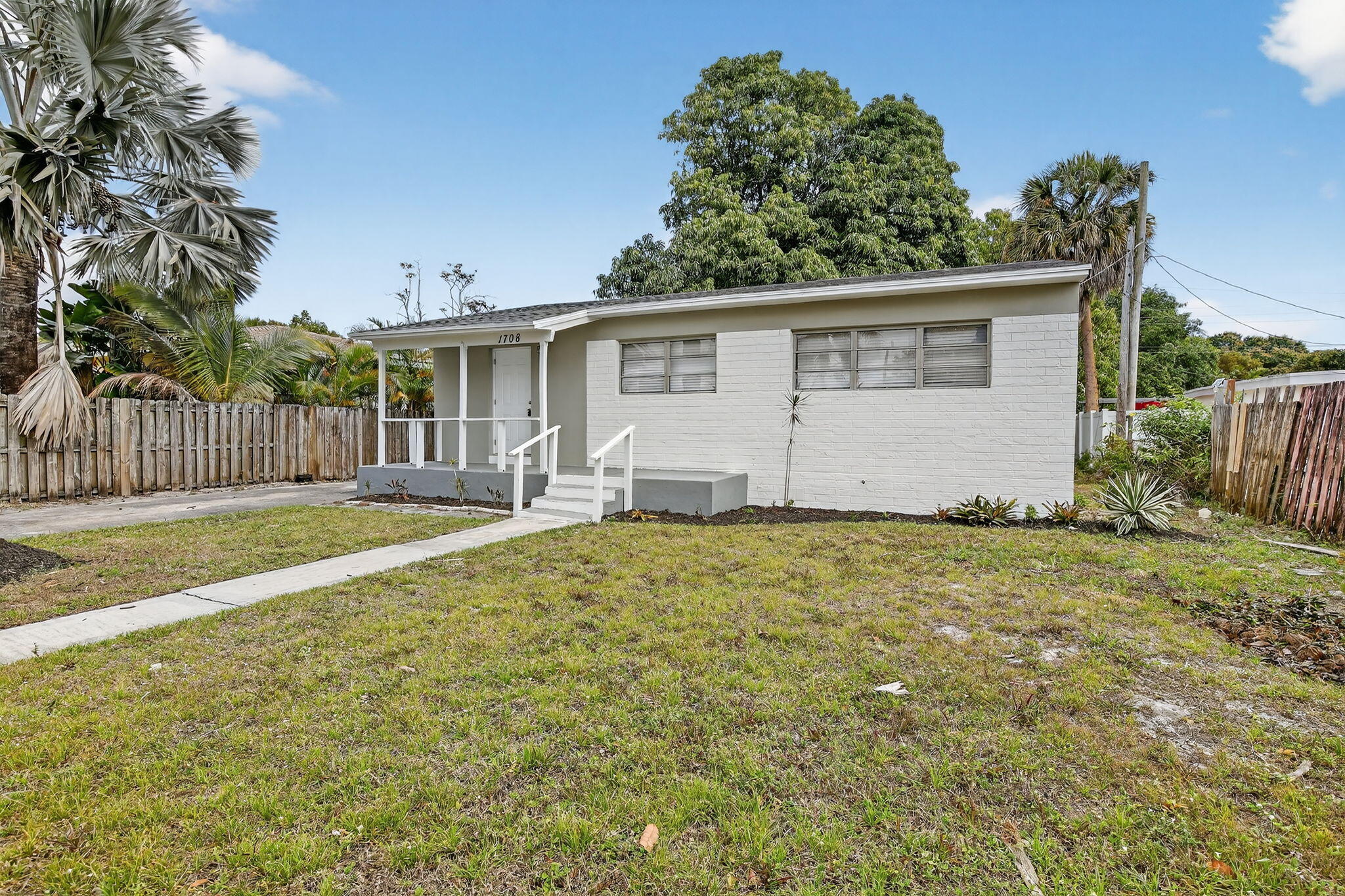 1708 NW 8th Avenue, Fort Lauderdale FL 33311