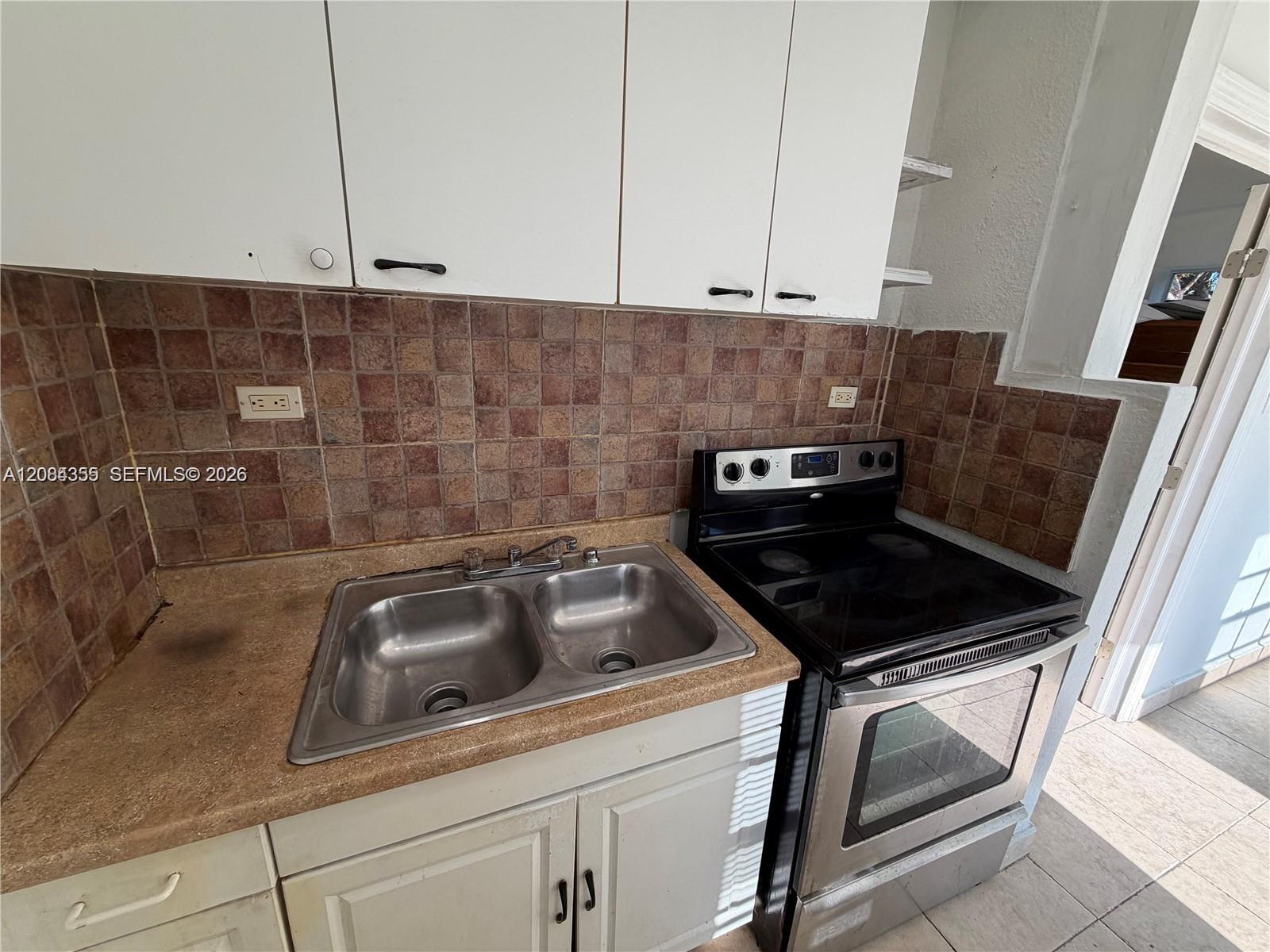 2212 Grant St # 2 — Photo 5