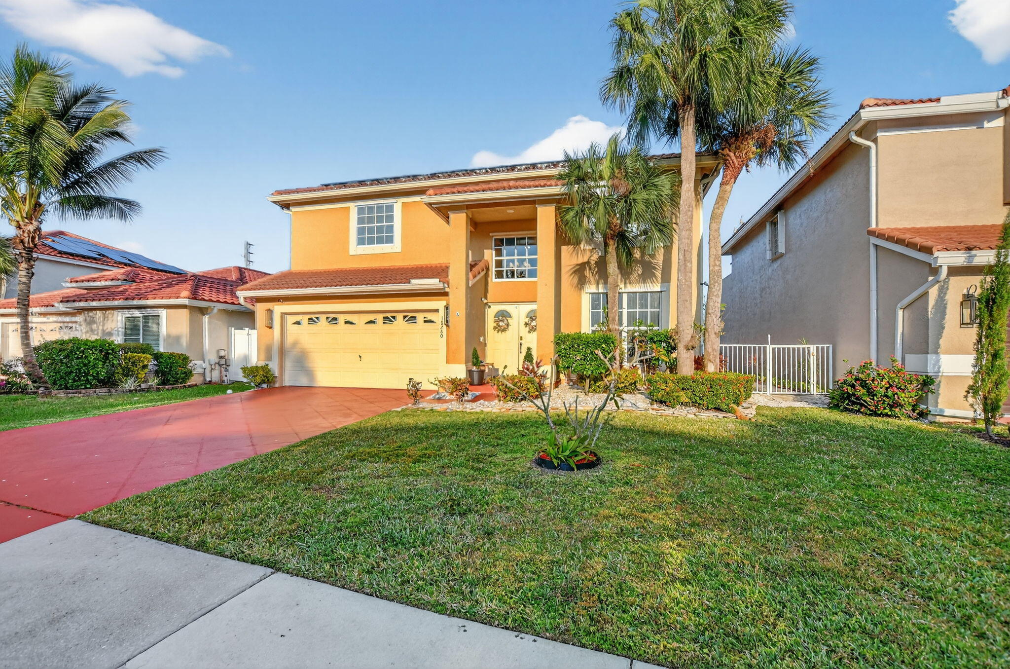 18280 Coral Isles Drive — Photo 2