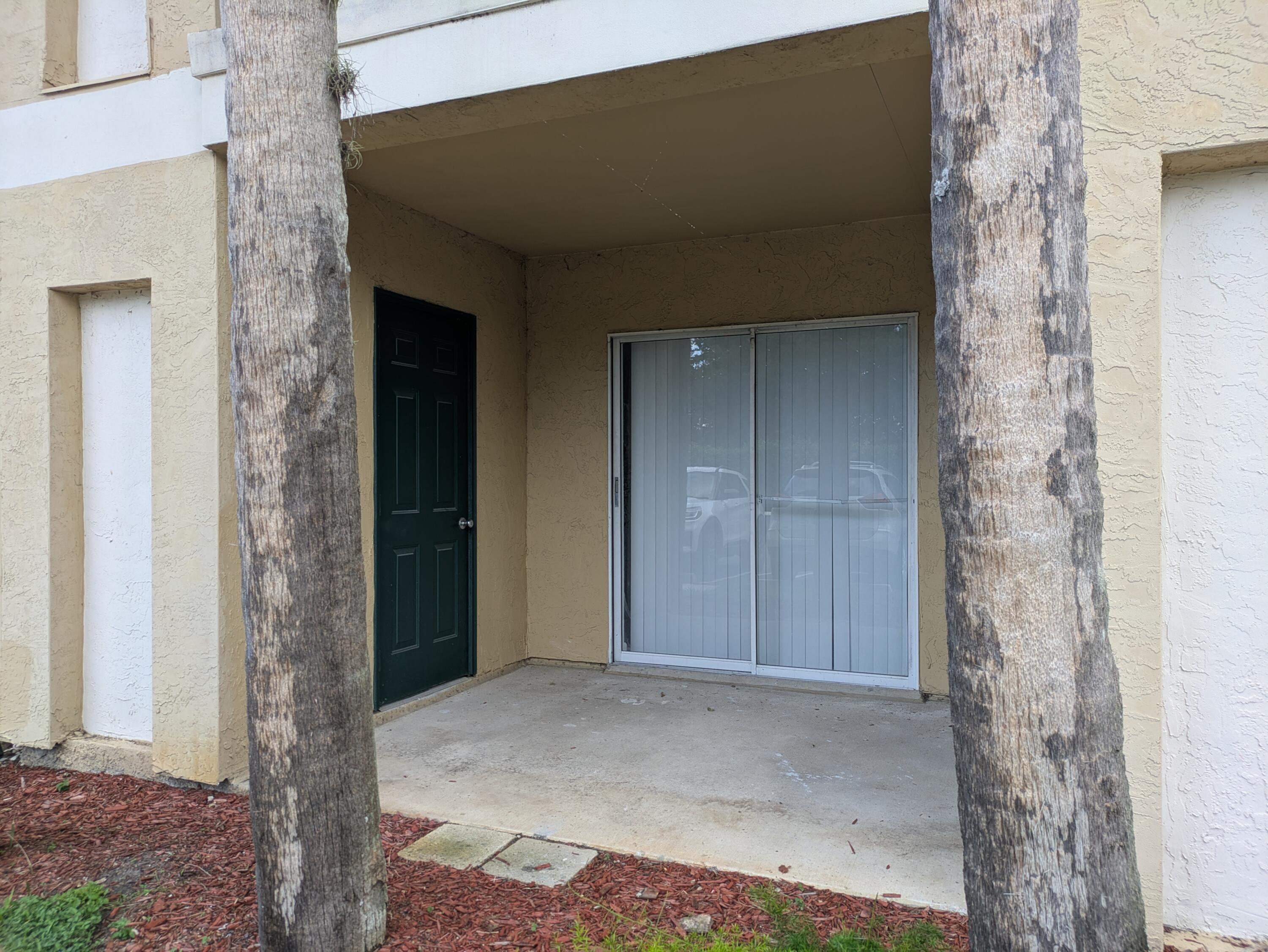 733 Riverside Drive # 1214 — Photo 4