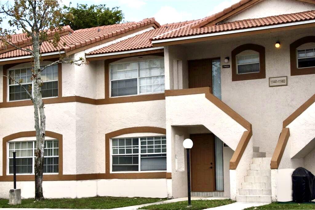 11453 NW 42ND Street # 11453, Coral Springs FL 33065