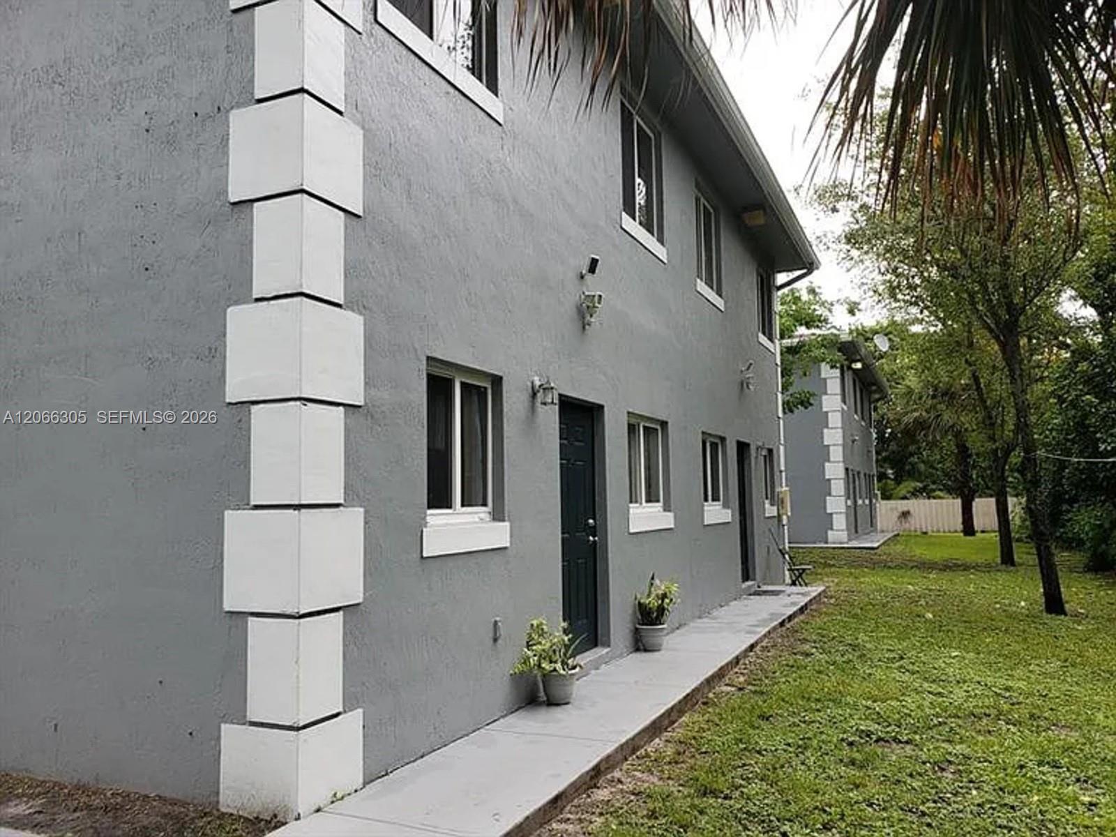 14084 NE 2nd Ave # 14084, Miami FL 33161