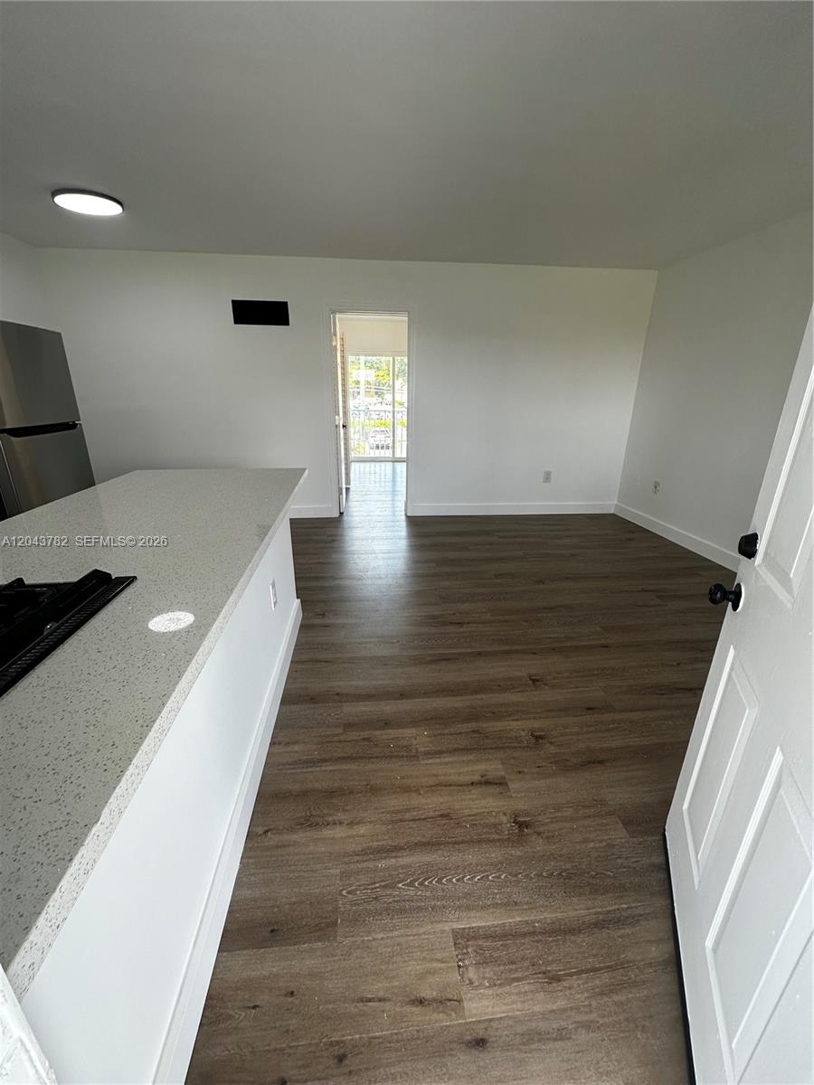 1255 W 49th Pl # E205, Hialeah FL 33012