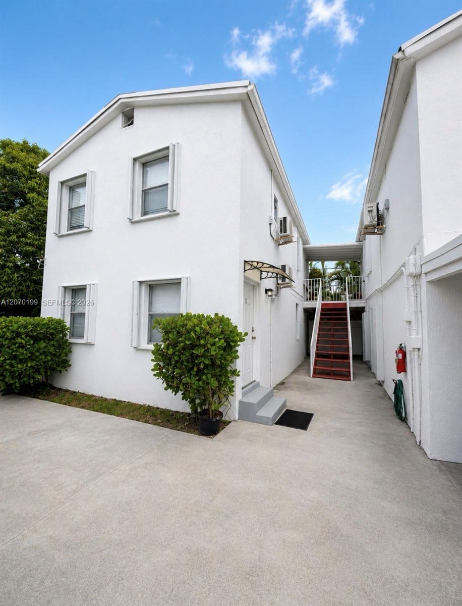 127 NW 47th Ter # 2 View 1