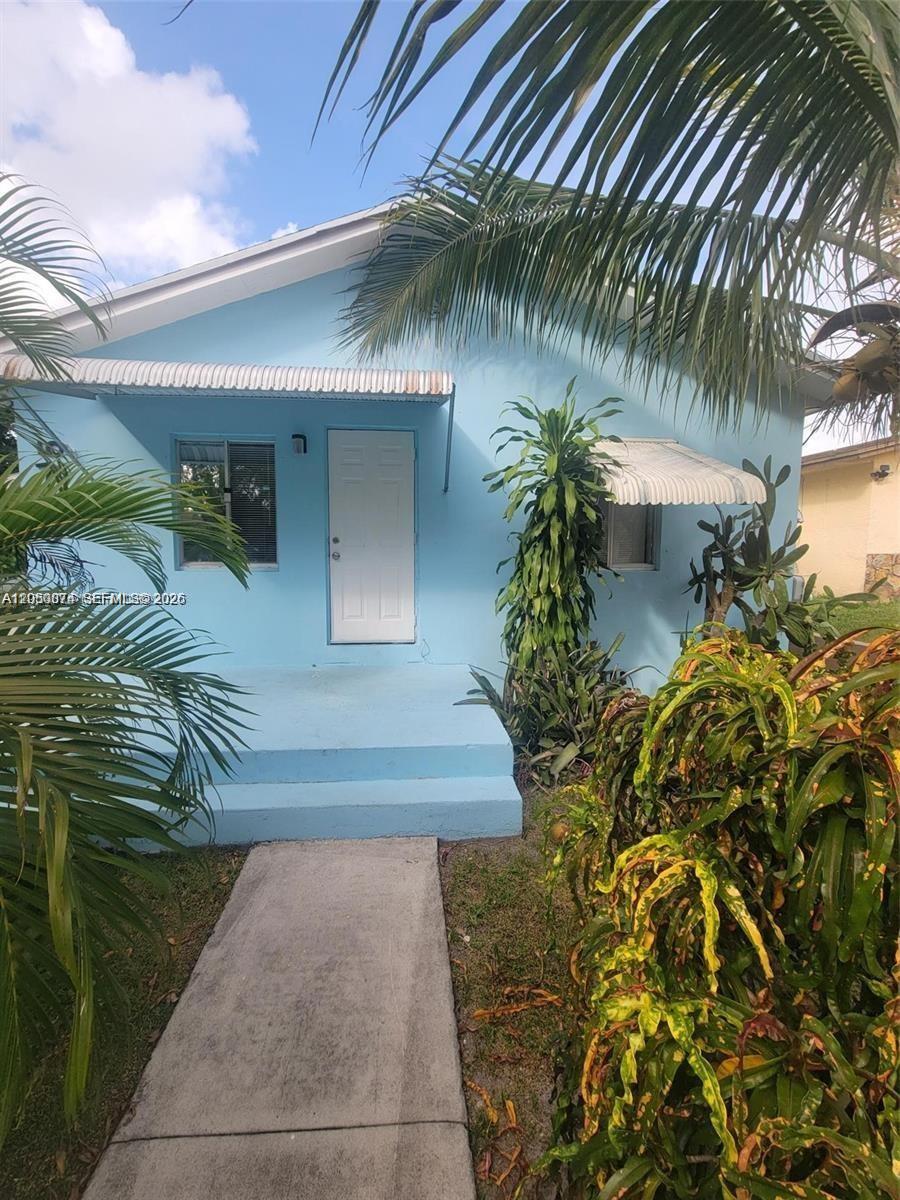 5743 Lincoln St # 1, Hollywood FL 33021
