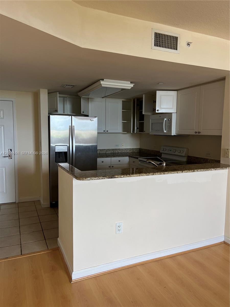 19501 W Country Club Dr # 611, Aventura FL 33180
