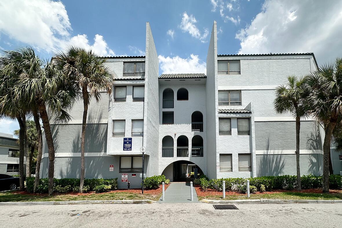1900 N Congress Avenue # 105, West Palm Beach FL 33401