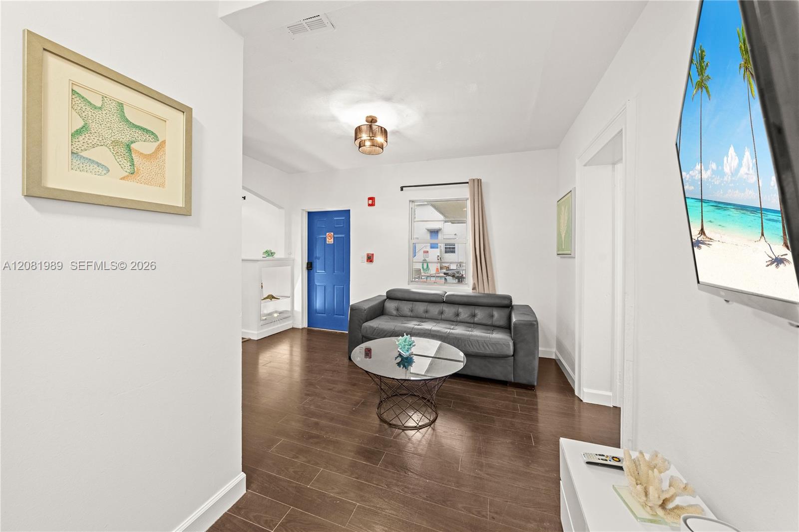 1032 Michigan Ave # D — Photo 3
