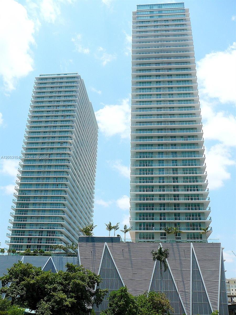 1111 SW 1st Ave # 20234N, Miami FL 33130
