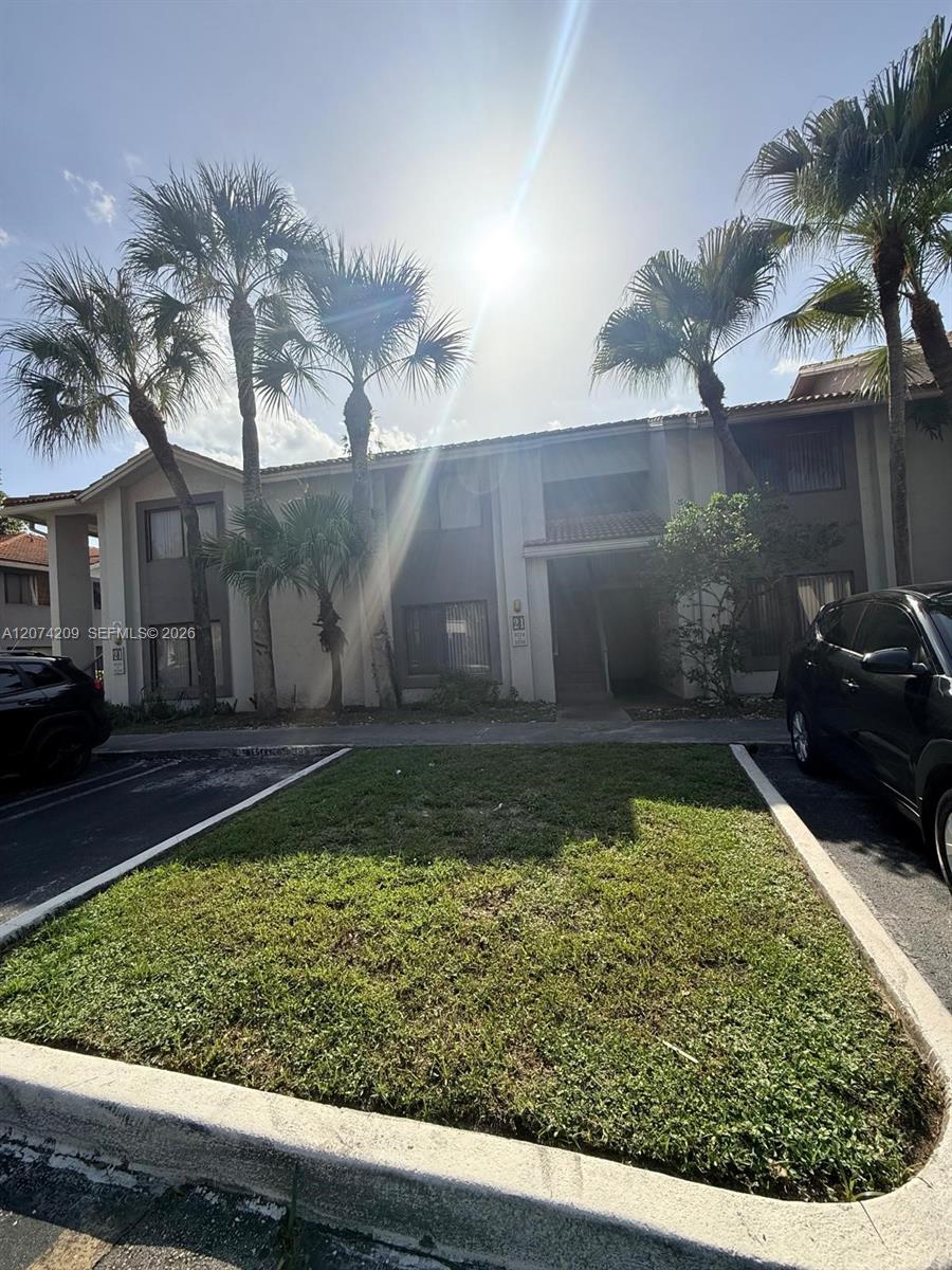 3228 Coral Lake Dr # 3228 — Photo 3