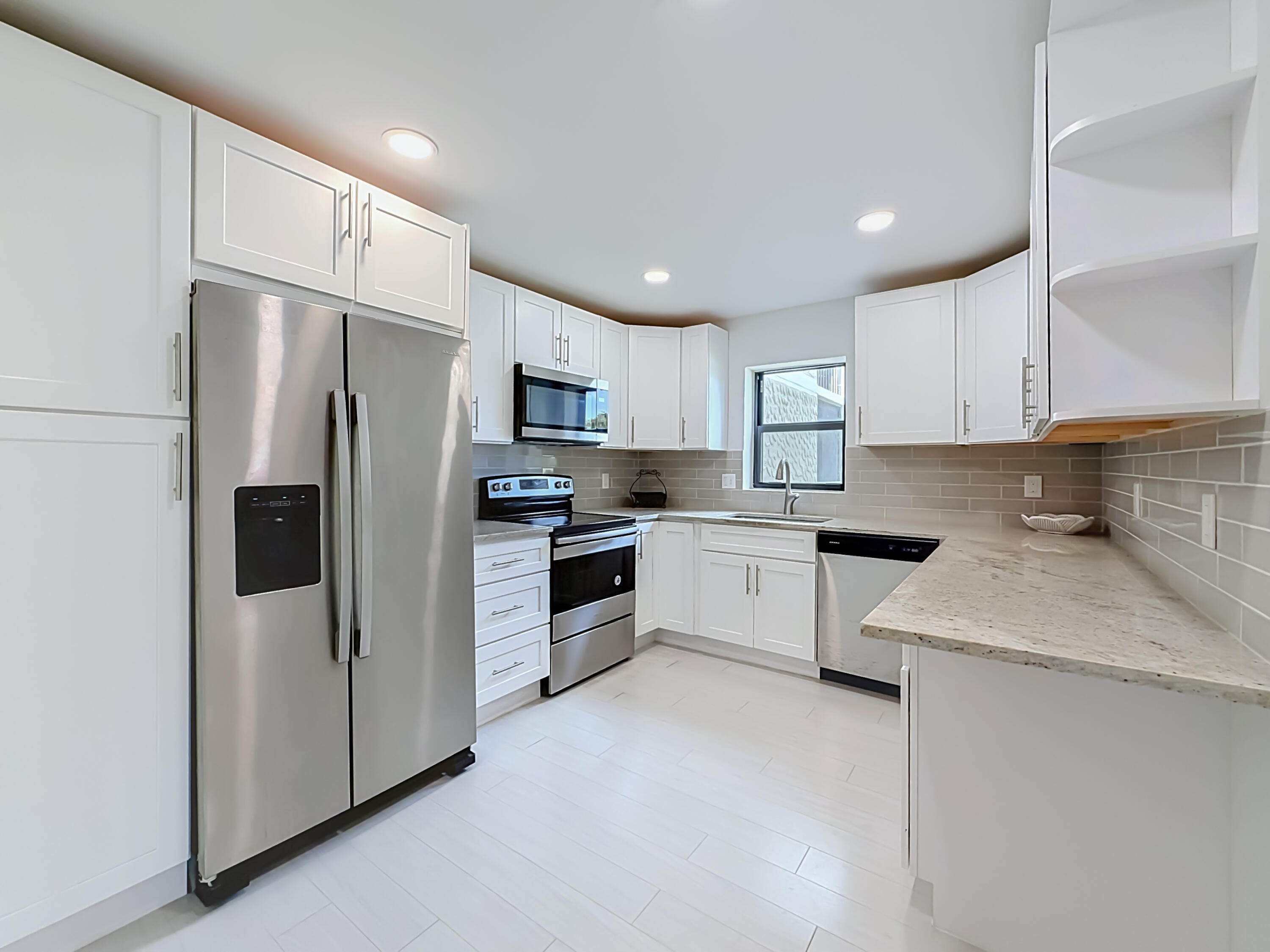 16300 Golf Club Road # 201, Weston FL 33326