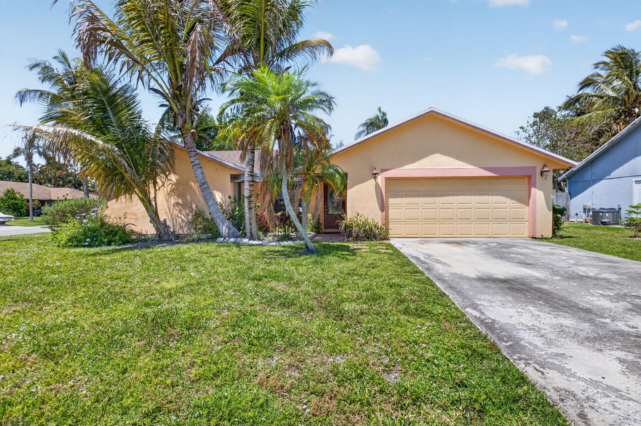 9389 Longmeadow Circle, Boynton Beach FL 33436